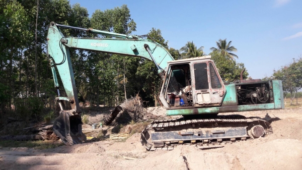 ขายรถแบคโฮ KATO HD700-V// เอกสารเล่ม ราคา 320000