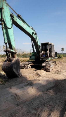 ขายรถแบคโฮ KATO HD700-V// เอกสารเล่ม ราคา 320000 ขายรถแบคโฮ KATO HD700-V// เอกสารเล่ม ราคา 320000