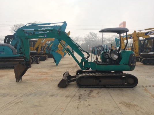 KOMATSU รุ่น: PC40R-8 KOMATSU รุ่น: PC40R-8