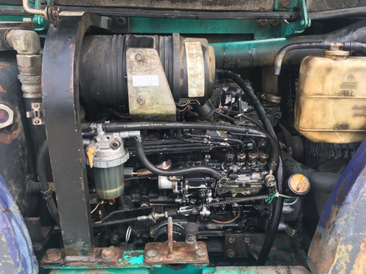 KOMATSU รุ่น: PC40R-8 KOMATSU รุ่น: PC40R-8