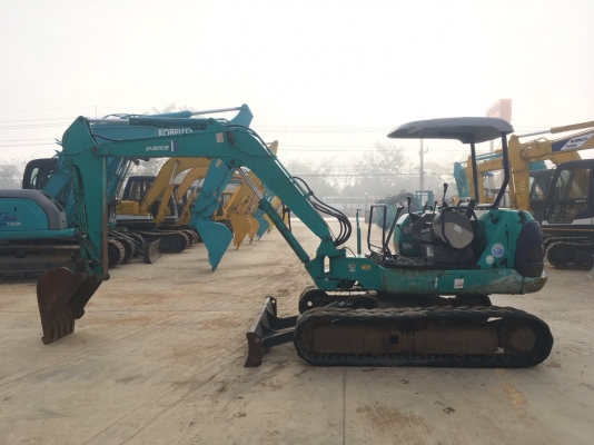 KOMATSU รุ่น: PC45R-8 KOMATSU รุ่น: PC45R-8
