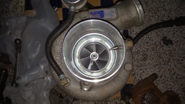 ขาย holset hx40 เก่าญี่ปุ่น สภาพสวย 15,000