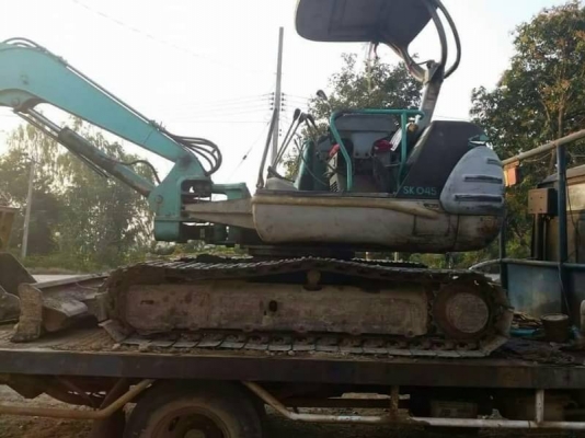 KOBELCO SK 045