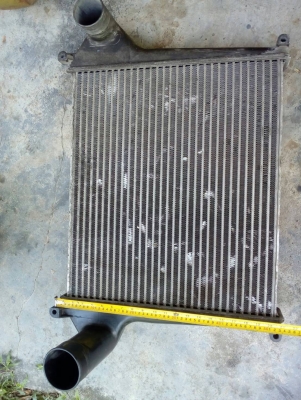 ขาย Inter Cooler ถอดจากรถมือ1ของน่าจะของ ISUZU รถสิบล้อครับ 8,500 มี 2 อันครับพร้อมส่ง 063-190-3017