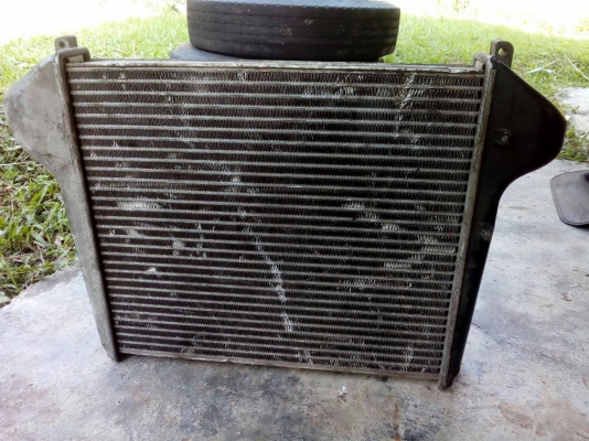 ขาย Inter Cooler ถอดจากรถมือ1ของน่าจะของ ISUZU รถสิบล้อครับ 8,500 มี 2 อันครับพร้อมส่ง 063-190-3017