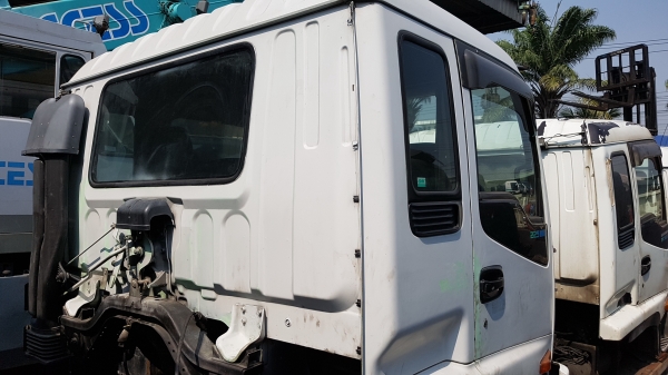 ขายหัวเก๋งรถบรรทุก อีซูซุ เดก้า หัวแคบ หลังคาสูง ตรงรุ่นไทย หัวเก่าญี่ปุ่น สภาพสวย