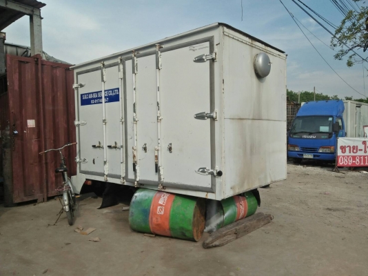 ตู้บรรทุก 4 ล้อ ยาว 3.20 ม.x1.80 ม. เปิดข้าง 4 ประตู