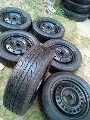 กะทะล้อ ขอบ15 ขนาด 4 รู 100 mm. พร้อมยาง 185/60R15 หรือ เลือกได้ 175/65R15 โทร.081-427-3941 ตจว.ส่งไ กะทะล้อ ขอบ15 ขนาด 4 รู 100 mm. พร้อมยาง 185/60R15 หรือ เลือกได้ 175/65R15 โทร.081-427-3941 ตจว.ส่งไ
