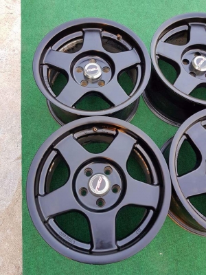 หมื่นถ้วนๆ ล้อลาย Breadley V 16x8 ออฟลบ10 ห้ารู 114.3 หมื่นถ้วนๆ ล้อลาย Breadley V 16x8 ออฟลบ10 ห้ารู 114.3