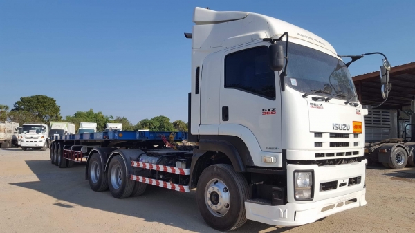 ขาย หัวลาก ISUZU 360 แรงม้า ปี 56 พร้อมหางพ่วงพื้นเรียบ 3 เพลา ปี 58 สภาพสวยพร้อมใช้งาน พร้อมแยกขายห