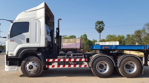 ขาย หัวลาก ISUZU 360 แรงม้า ปี 56 พร้อมหางพ่วงพื้นเรียบ 3 เพลา ปี 58 สภาพสวยพร้อมใช้งาน พร้อมแยกขายห