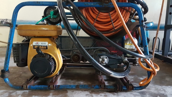 ชุดปั้มอัดฉีดเครื่องยนต์เบนชิล robin 5แรงม้า พร้อมปั้มฉีดยา maruyama ceramic ขนาด 6หุน สภาพสวย อะไหล่หาง่าย นำเข้าจากญี่ปุ่น ไม่เคยใช้ในไทย