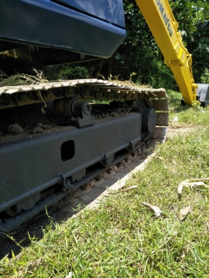 ขายรถแบคโฮ KOMATSU PC60-5 ราคา 330000 ขายรถแบคโฮ KOMATSU PC60-5 ราคา 330000