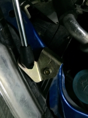 ขายโช๊คค้ำฝากระโปรงรถยนต์ HONDA รุ่น JAZZ ปี 01-07