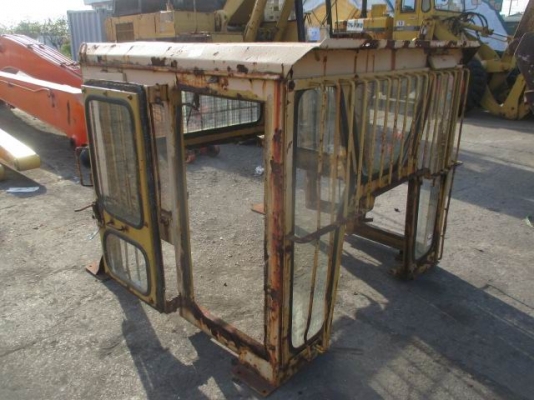 สินค้าเก่านอก ขายตามสภาพ หัวเก๋งรถแทรคเตอร์ /รถดันดิน / ราคาเพียง 6,000 บาท สนใจรีบติดต่อ 0819337688