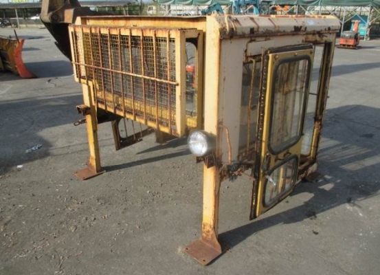 สินค้าเก่านอก ขายตามสภาพ หัวเก๋งรถแทรคเตอร์ /รถดันดิน / ราคาเพียง 6,000 บาท สนใจรีบติดต่อ 0819337688