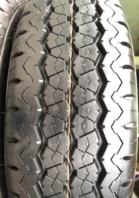 ล้อแม็กพร้อมยางป้ายแดง Mitsu Triton ขอบ 15 Bridgestone 215-70-15 ปลายปี 17 มีตุ่มทุกเส้น