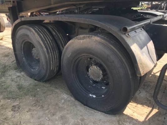 ขายเหมา 595,000 บาท หัวลาก 10 ล้อ ISUZU ROCKY 240 แรง 2 เพลา เกียร์ฟูลเลอร์ เครื่อง 6SD1-240 แรง หัวบาง ยางเรเดียนใหม่ 10 เส้น คัสชี FXZ23KFYK เอกสารเล่มทะเบียน  พื้นเรียบ. 10.5 เมตร อู่ PANUS สวย ยางใหม่ 8  เส้น  เอกสารเล่มทะเบียน