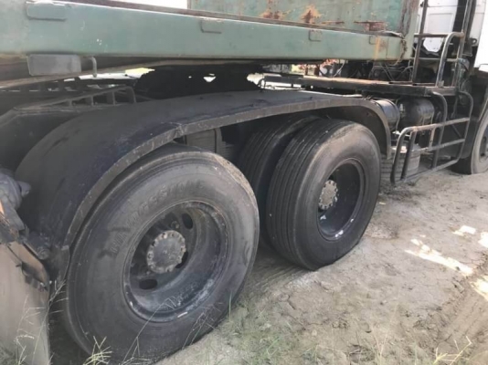 ขายเหมา 595,000 บาท หัวลาก 10 ล้อ ISUZU ROCKY 240 แรง 2 เพลา เกียร์ฟูลเลอร์ เครื่อง 6SD1-240 แรง หัวบาง ยางเรเดียนใหม่ 10 เส้น คัสชี FXZ23KFYK เอกสารเล่มทะเบียน  พื้นเรียบ. 10.5 เมตร อู่ PANUS สวย ยางใหม่ 8  เส้น  เอกสารเล่มทะเบียน