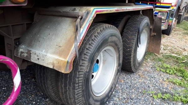 ขายดาวน์ 350,000 ISUZU DECA 360 ปี 53 แม่ลูกดั้มเกษตร  แม่ดั้มยาว 6.20 ม. ลูก 3 คาน ยาว 7.0 ม. ดั้มอู่ สหกิจ ดาวน์ 350,000 ค้าง 6 งวด  ผ่อน 61,000&times;38 รถอยู่ นางรอง 090-772-3710 090-772-3708