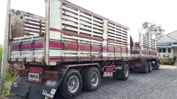 ขายดาวน์ 350,000 ISUZU DECA 360 ปี 53 แม่ลูกดั้มเกษตร  แม่ดั้มยาว 6.20 ม. ลูก 3 คาน ยาว 7.0 ม. ดั้มอู่ สหกิจ ดาวน์ 350,000 ค้าง 6 งวด  ผ่อน 61,000&times;38 รถอยู่ นางรอง 090-772-3710 090-772-3708