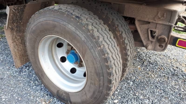 ขายดาวน์ 350,000 ISUZU DECA 360 ปี 53 แม่ลูกดั้มเกษตร  แม่ดั้มยาว 6.20 ม. ลูก 3 คาน ยาว 7.0 ม. ดั้มอู่ สหกิจ ดาวน์ 350,000 ค้าง 6 งวด  ผ่อน 61,000&times;38 รถอยู่ นางรอง 090-772-3710 090-772-3708