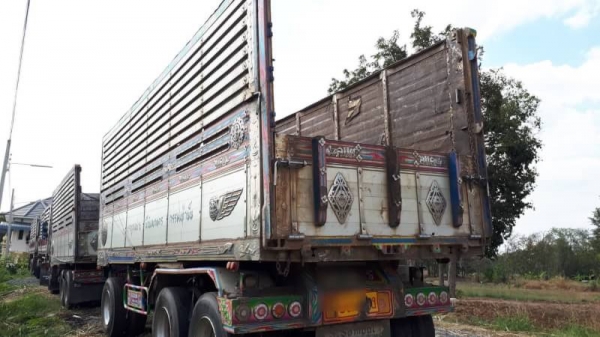 ขายดาวน์ 550,000 ISUZU DECA 360 ปี 53 แม่ลูกดั้มเกษตร  แม่ดั้มยาว 6.20 ม. ลูก 3 คาน ยาว 7.0 ม. ดั้มอู่ ส.สมบัติ ดาวน์ 550,000 ค้าง 3 งวด  ผ่อน 60,000&times;34 รถอยู่ นางรอง 090-772-3710 090-772-3708