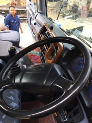 ขาย 1,490,000 หัวลากโรเบท HINO MEGA 260 แรง เครื่องดี เกียร์แรง หาง 2 เพลา สวยพร้อมบรรไดพับขึ้นรถ รถสวยเอกสารพร้อมโอน รถอยู่ ราชบุรี 090-772-3710 090-772-3708