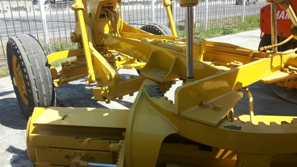 รถโคมัตสุ GD405A_150295 ราคา 1,100,000 รถเก่าญี่ปุ่น กทม. รถโคมัตสุ GD405A_150295 ราคา 1,100,000 รถเก่าญี่ปุ่น กทม.