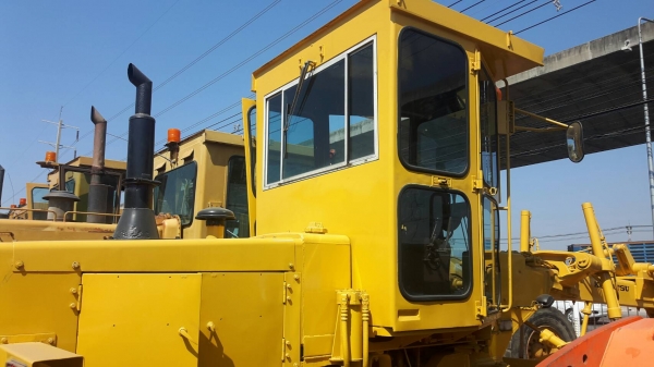 รถโคมัตสุ GD405A_150295 ราคา 1,100,000 รถเก่าญี่ปุ่น กทม. รถโคมัตสุ GD405A_150295 ราคา 1,100,000 รถเก่าญี่ปุ่น กทม.