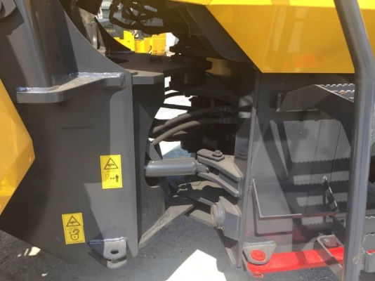 มาใหม่ KOMATSU WA100-5 สภาพสวย นำเข้าจากญี่ปุ่น โทร.090-986-2521 อ๊อบ