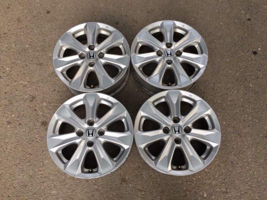 ขายล้อแม็ก Honda Jazz รุ่น TOP ขอบ 15  4 ล้อ ราคา 3,200 บาท ราคาถูกๆ