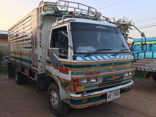 ขายรถ6ล้อ ดั้มเกษตร HINO FC3W เครื่องWO6E 165แรง รถสวย สภาพดี ราคา450,000 090-8588220 090-3258446 09