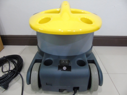 เครื่องดูดฝุ่น FASA รุ่น Silent 1,300 วัตต์ Made in Italy ของใหม่ ขายถูก