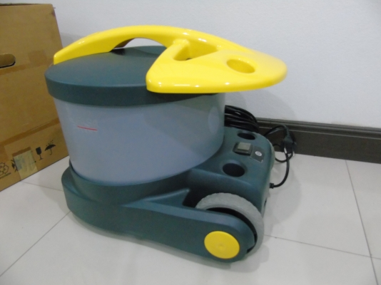 เครื่องดูดฝุ่น FASA รุ่น Silent 1,300 วัตต์ Made in Italy ของใหม่ ขายถูก