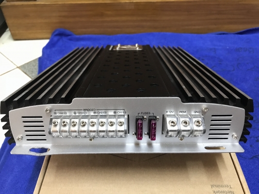 ++ขายเพาเวอร์แอมป์คลาสAB -4CHยี่ห้อ MA ขนาด1,200วัตต์รุ่นM483IX มือสองสภาพสวยๆ++.