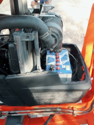 ขายรถไถL3408DTสภาพพร้อมใช้งานมาพร้อมกับอุปกรดันหน้าผาน5หลังเครืองเกียรดีๆไฮโลลิกแจ๋วเล่มทะเบียนพร้อมโอนเลยครับ