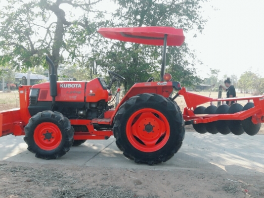 ขายรถไถL3408DTสภาพพร้อมใช้งานมาพร้อมกับอุปกรดันหน้าผาน5หลังเครืองเกียรดีๆไฮโลลิกแจ๋วเล่มทะเบียนพร้อมโอนเลยครับ