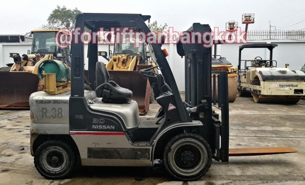 ขายโฟล์คลิฟท์นิสสัน 3ตันรุ่น L02
