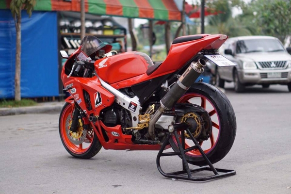 ร้าน  วุฒิ นนบุรี     ขาย nc30