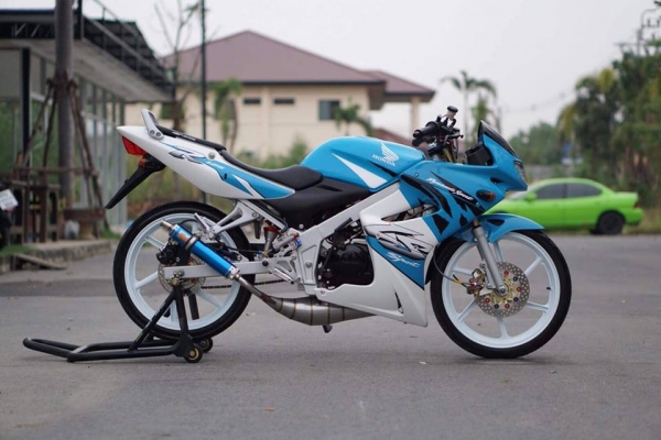 ร้าน วุฒิ นนบุรี ขาย Honda LS125cc. เก็บงานทุกจุดสภาพนางฟ้า ร้าน วุฒิ นนบุรี ขาย Honda LS125cc. เก็บงานทุกจุดสภาพนางฟ้า