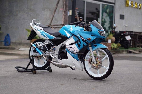 ร้าน วุฒิ นนบุรี ขาย Honda LS125cc. เก็บงานทุกจุดสภาพนางฟ้า ร้าน วุฒิ นนบุรี ขาย Honda LS125cc. เก็บงานทุกจุดสภาพนางฟ้า