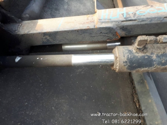 ขาย ฝาปิดท้าย ลิฟท์ปิดท้าย ไฮโดลิค รถบรรทุก หกล้อ สิบล้อ เทลเลอร์ กระบอกไฮโดลิค 4 ตัว เหล็กลาย