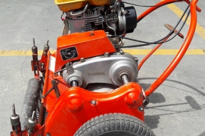 เครื่องตัดหญ้า (ตัดกรีน ) แบบเดินตาม เครื่อง ROBIN EY15 หน้ากว้าง 70 cm เก่าญี่ปุ่น (ขาดฝากรองอากาศนะคะ) ราคา 16,500 เครื่องตัดหญ้า (ตัดกรีน ) แบบเดินตาม เครื่อง ROBIN EY15 หน้ากว้าง 70 cm เก่าญี่ปุ่น (ขาดฝากรองอากาศนะคะ) ราคา 16,500