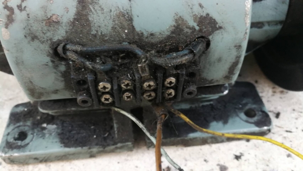 950 บ.ส่งถึงบ้านฟรีโทร 083-2000058 LINE ID: line832923 เบรคและคลัทช์ส่งกำลังงานควบคุมด้วยระบบไฟฟ้าDC 24 V. ยี่ห้อ OGURA จากญี่ปุ่น 950 บ.ส่งถึงบ้านฟรีโทร 083-2000058 LINE ID: line832923 เบรคและคลัทช์ส่งกำลังงานควบคุมด้วยระบบไฟฟ้าDC 24 V. ยี่ห้อ OGURA จากญี่ปุ่น