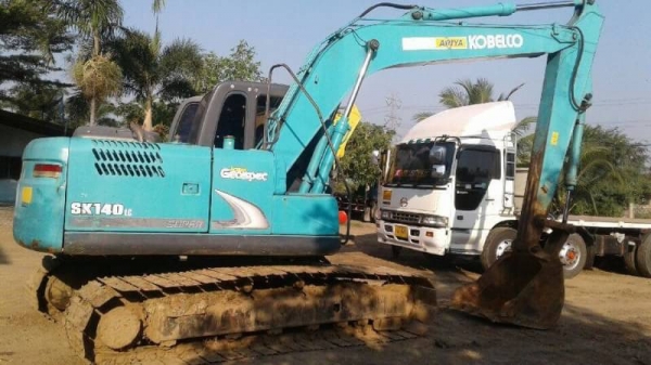 ขาย 1,490,000 KOBELCO sk 140-8 LC 11,000ชม.ไฟฟ้าครบ เครื่องดี ปั้มแรงมาก เอวแน่น ช่วงล่างแน่น แอร์หนาว เล่มทะเบียน รถสวยพร้อมใช้เอกสารพร้อมโอน รถอยู่ กาญจนบุรี 090-772-3710 090-772-3708
