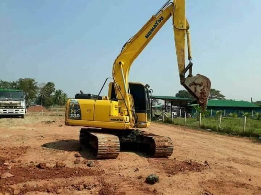 KOMATSU PC 130-8