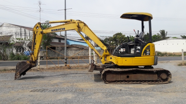 รถขุด Komatsu PC40MR-2 เก่าญี่ปุ่น