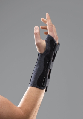 Firm support ใช้นิ้วหัวแม่มือและข้อมือ ข้างขวา
