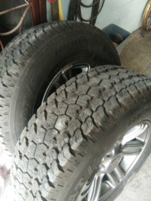 ล้อแม็ก15พร้อมยาง225 70 15ถูกๆ6500 ล้อแม็ก15พร้อมยาง225 70 15ถูกๆ6500